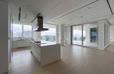 Bright and Luxurious | Best View | Spacious Unit